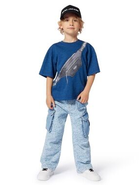 Marc Jacob’s crossbody tshirt